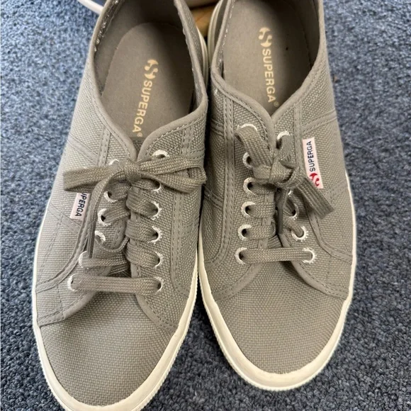Superga Grey 2750 Cory Classic Unisex Canvas Sneakers Size 8-9 - Picture 2 of 6